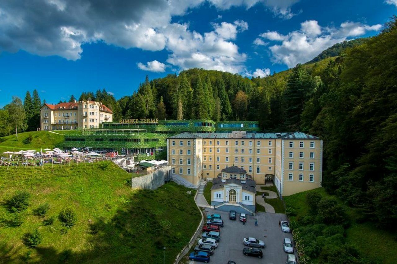 Rimske Terme - Hotel Zdraviliski Dvor Rimske Toplice Eksteriør billede