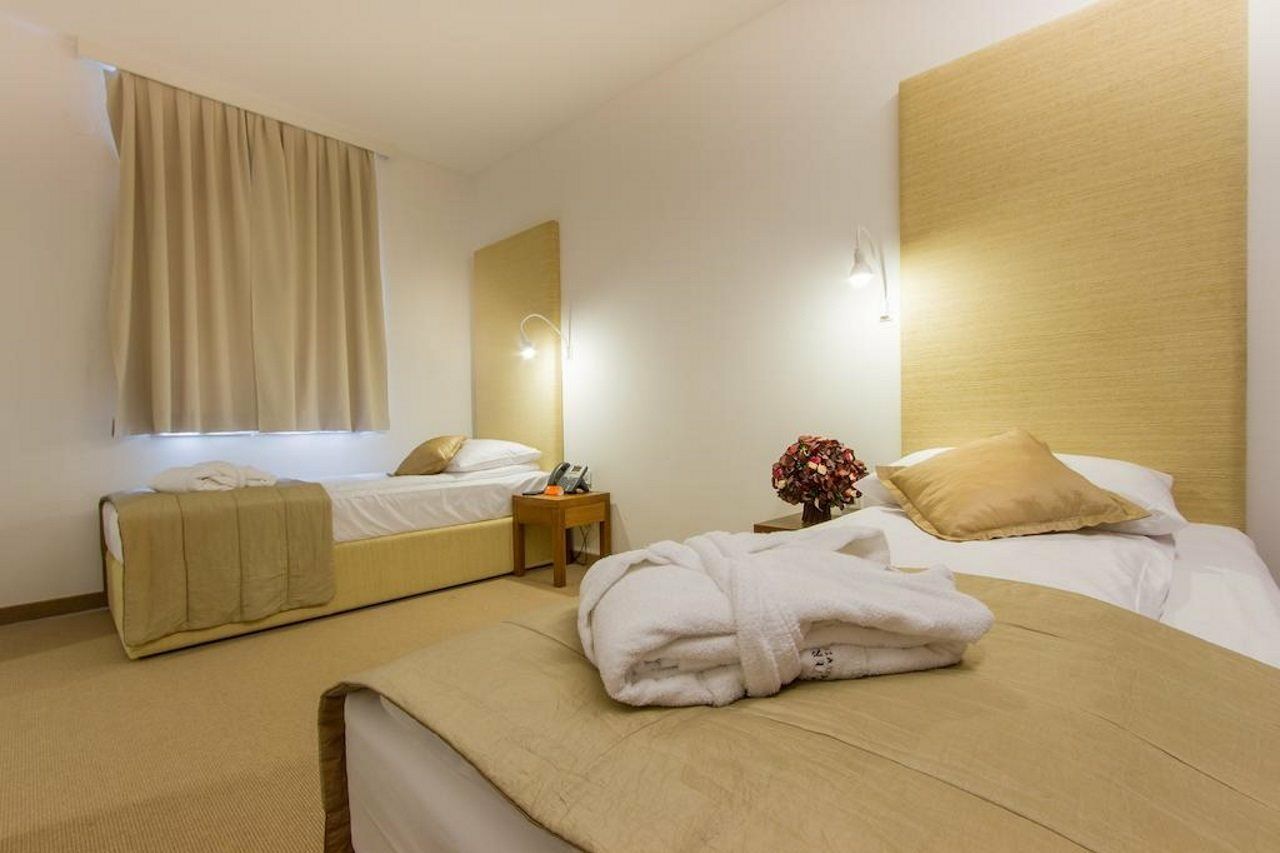 Rimske Terme - Hotel Zdraviliski Dvor Rimske Toplice Eksteriør billede